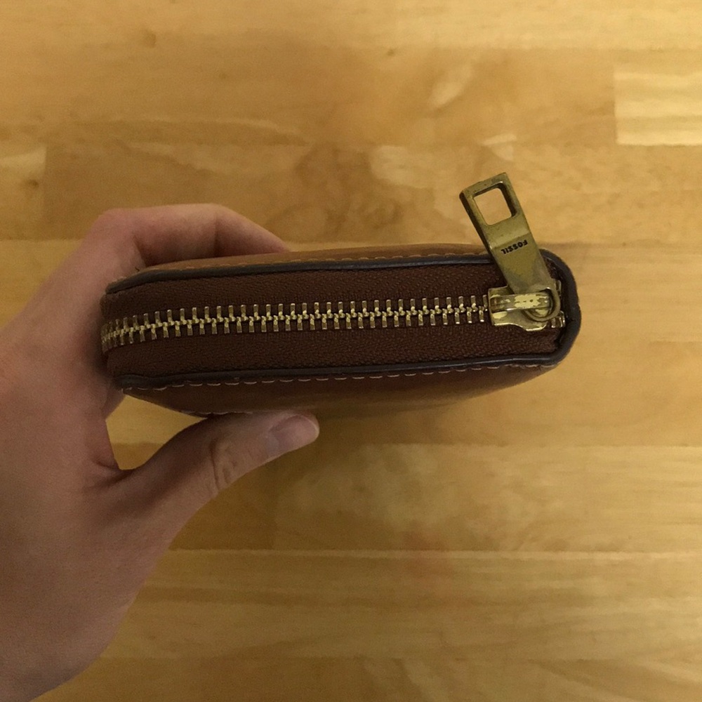 Fossil Wallet - Picture 10 of 11